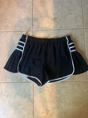 Black Women's Athletic Pleated Side Shorts